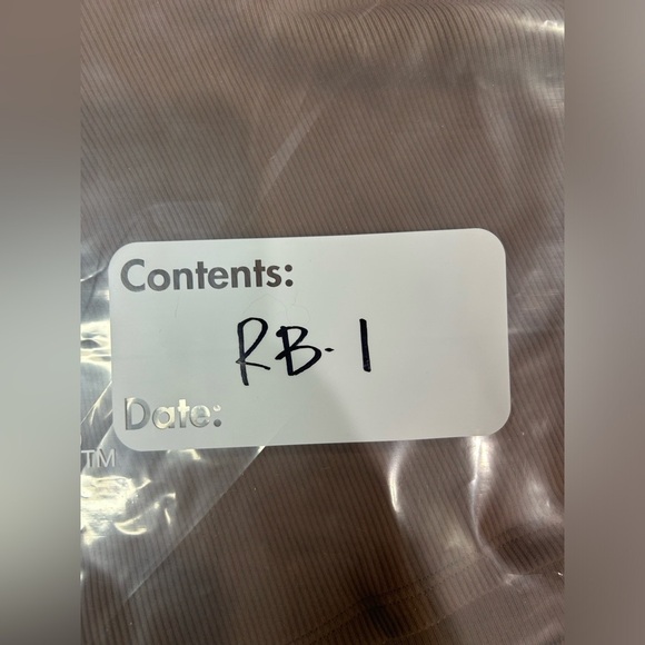 Vuori Women's XL Rib Ruched Tank Clove Brown NWT 4-Way Stretch Rib Knit - Picture 7 of 7